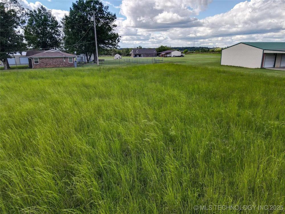 Emberton Street Hartshorne, OK 74547