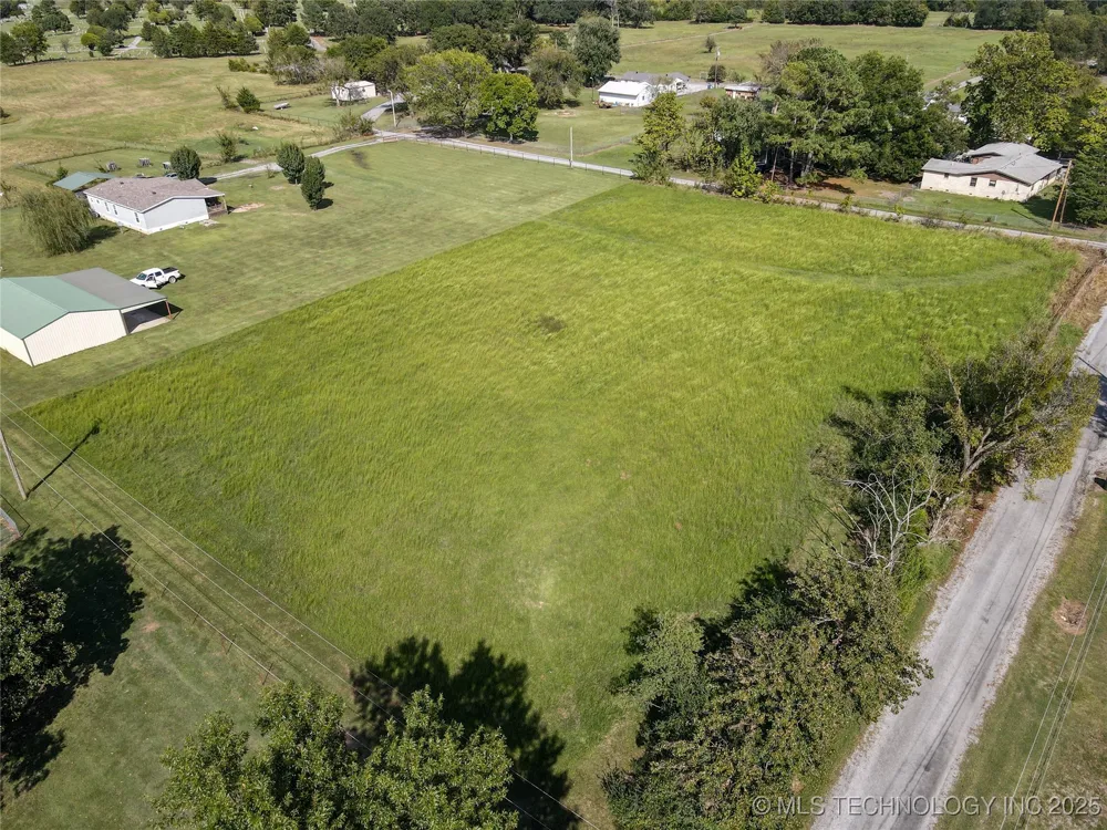 Emberton Street Hartshorne, OK 74547