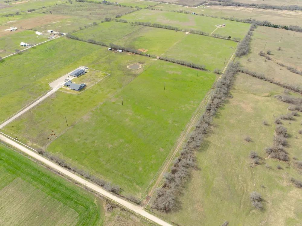 325 HCR 4264 Bynum, TX 76631