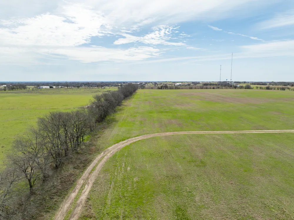 325 HCR 4264 Bynum, TX 76631