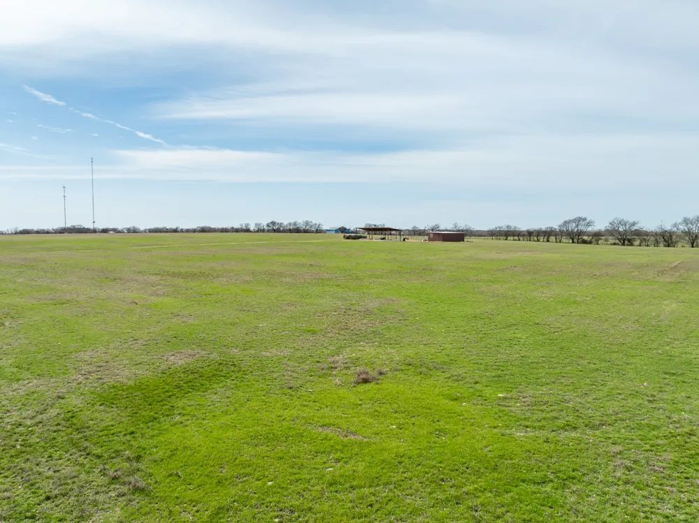 325 HCR 4264 Bynum, TX 76631