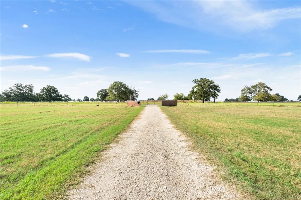 22433 FM 2268 Holland, TX 76534
