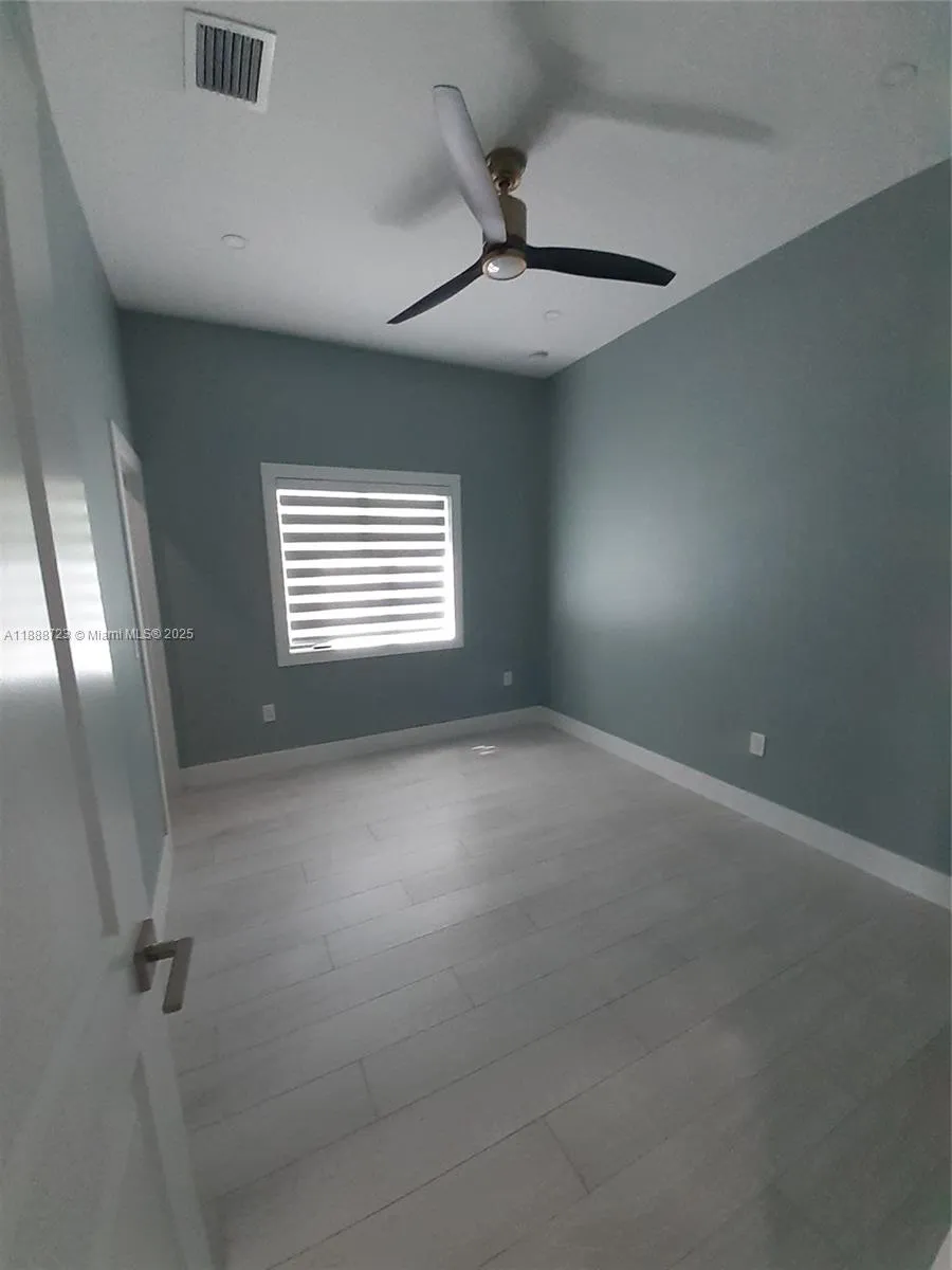 23 Jenny Ln Key Largo, FL 33037