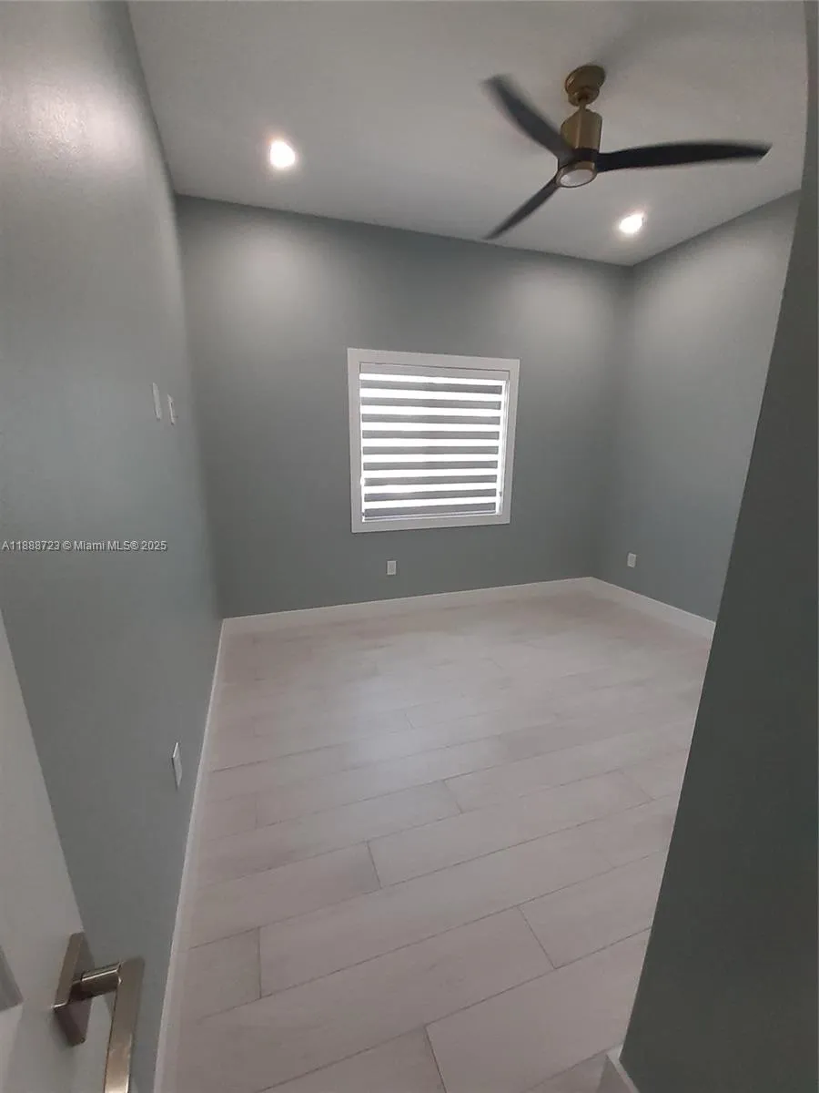 23 Jenny Ln Key Largo, FL 33037