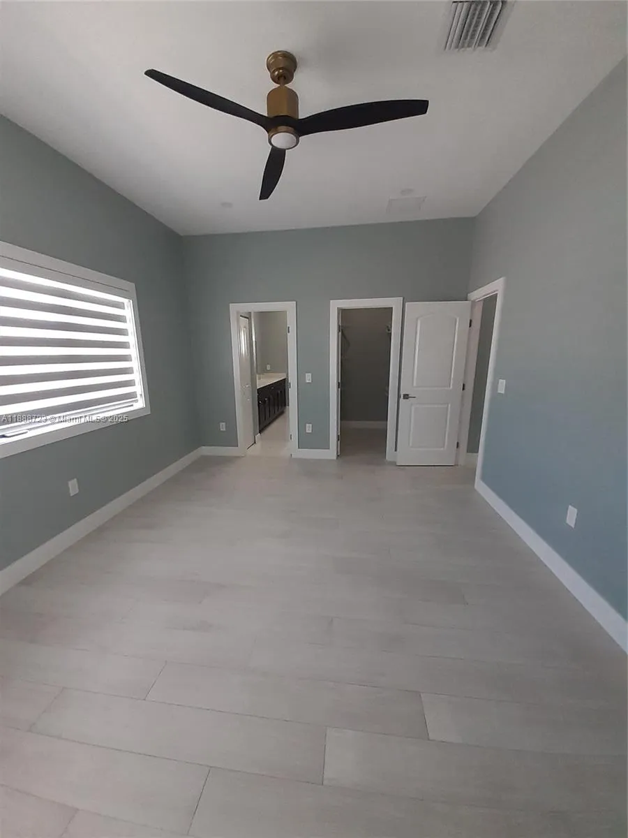 23 Jenny Ln Key Largo, FL 33037