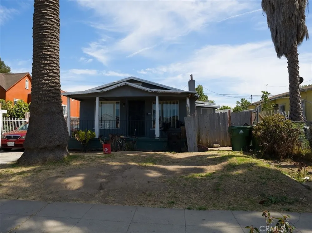 226 E 105th Street Los Angeles, CA 90003