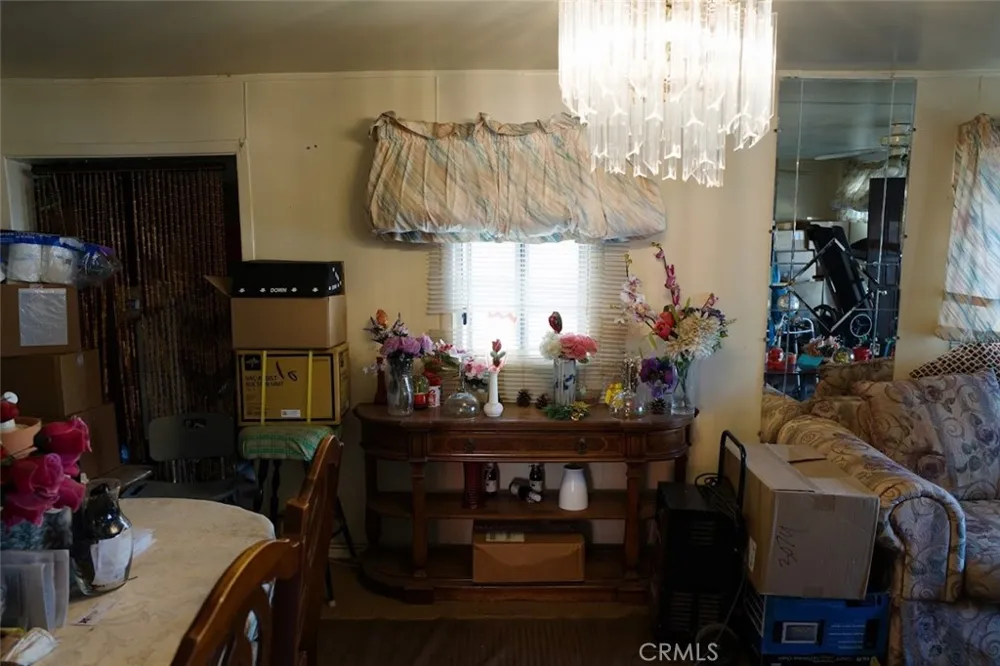 226 E 105th Street Los Angeles, CA 90003