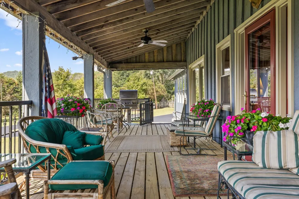 148 Carroll Road Wildwood, GA 30757