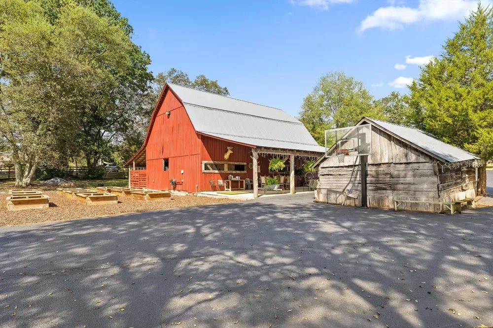 148 Carroll Road Wildwood, GA 30757