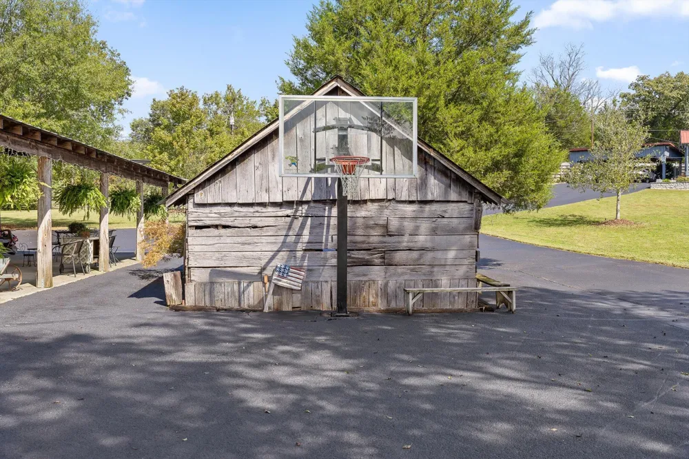 148 Carroll Road Wildwood, GA 30757