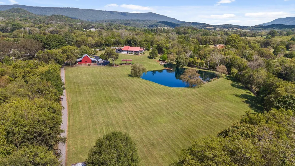 148 Carroll Road Wildwood, GA 30757