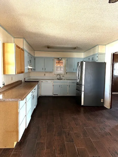 123 E McCaulley Avenue Bronte, TX 76933