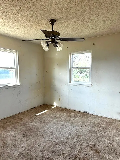 123 E McCaulley Avenue Bronte, TX 76933