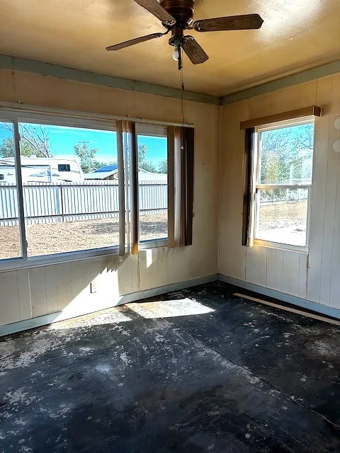 123 E McCaulley Avenue Bronte, TX 76933
