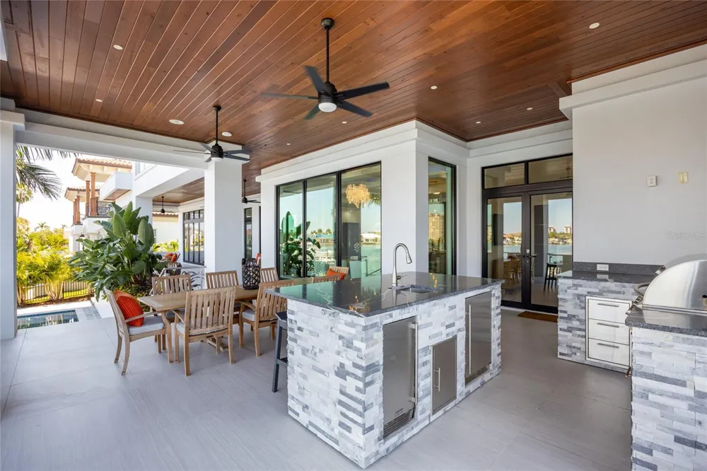 5237 61ST AVENUE S St Petersburg, FL 33715