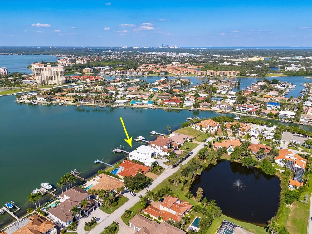 5237 61ST AVENUE S St Petersburg, FL 33715