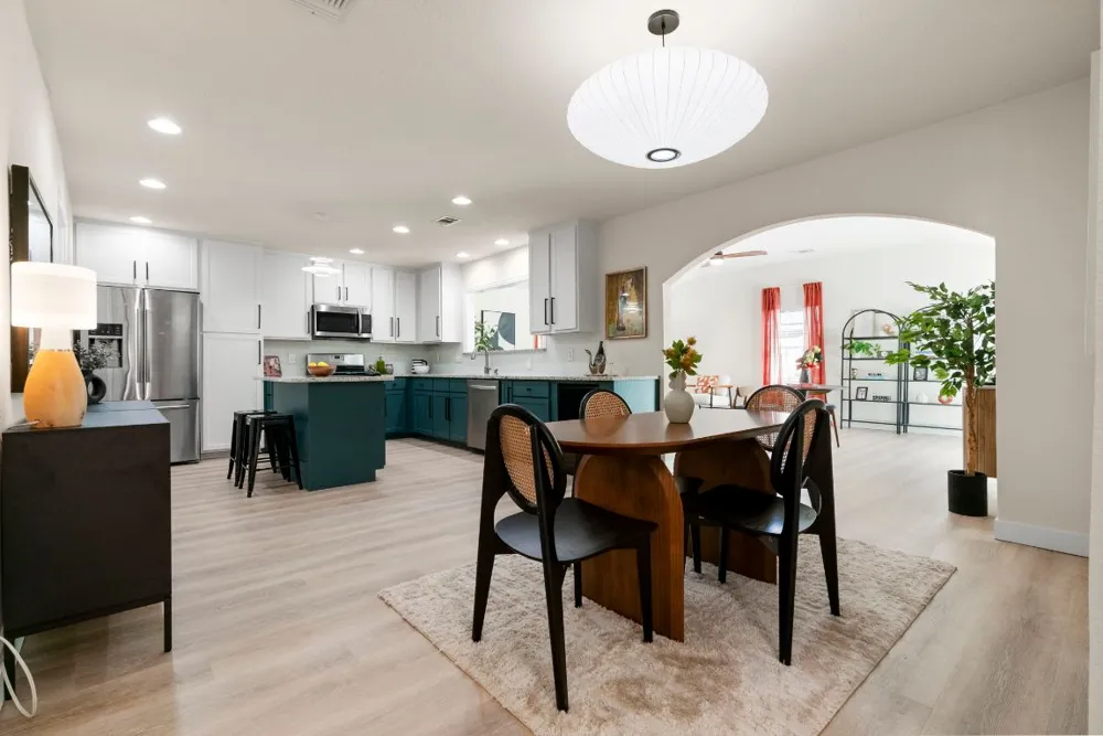 5313 Wellington Drive