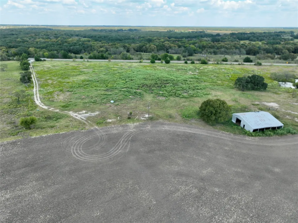 19149 Fm-744 Frost, TX 76641