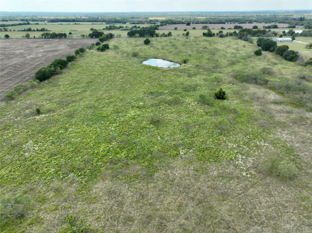 19149 Fm-744 Frost, TX 76641