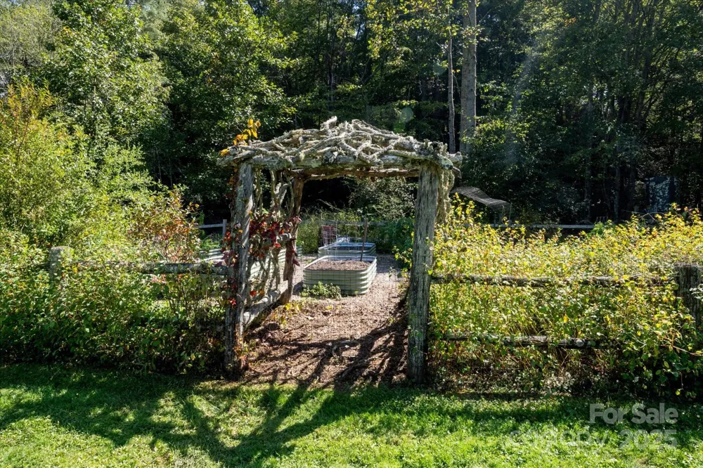 TBD Pine Mountain Trail #M79 Brevard, NC 28712