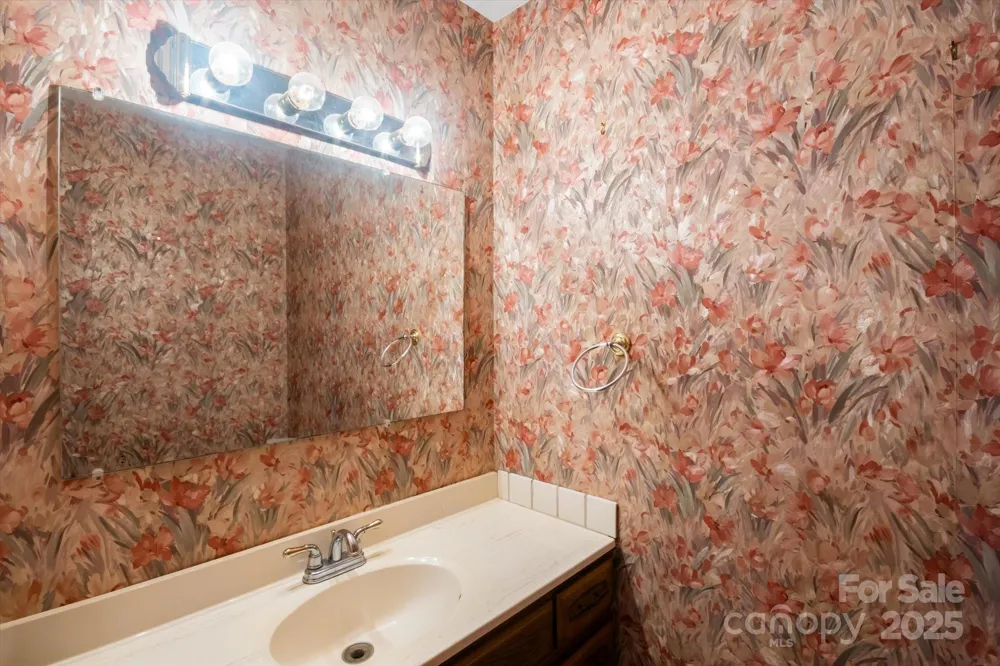 89 Quiet Pond Lane Pisgah Forest, NC 28768