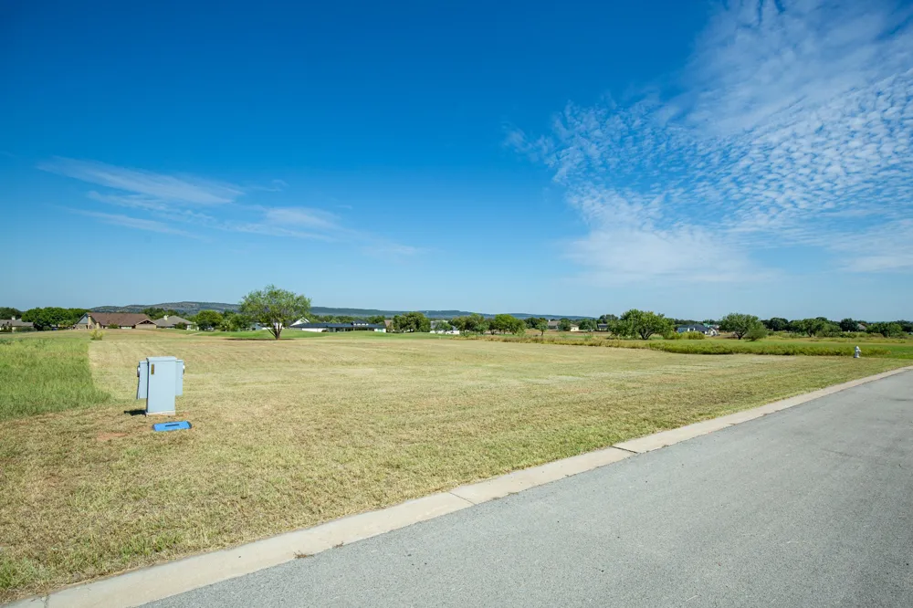 9021 Sandia Loop Kingsland, TX 78639