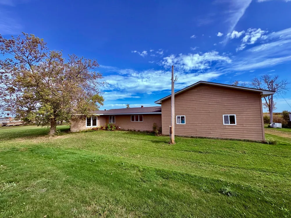 1401 State Highway 11 SW Baudette, MN 56623