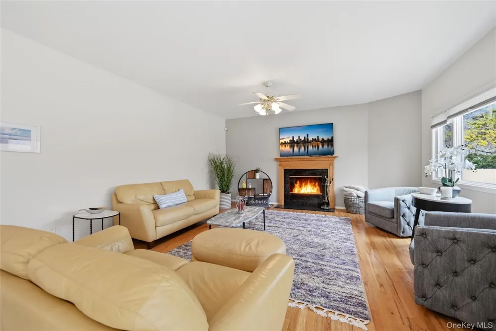 5 Mill Race Road Hampton Bays, NY 11946