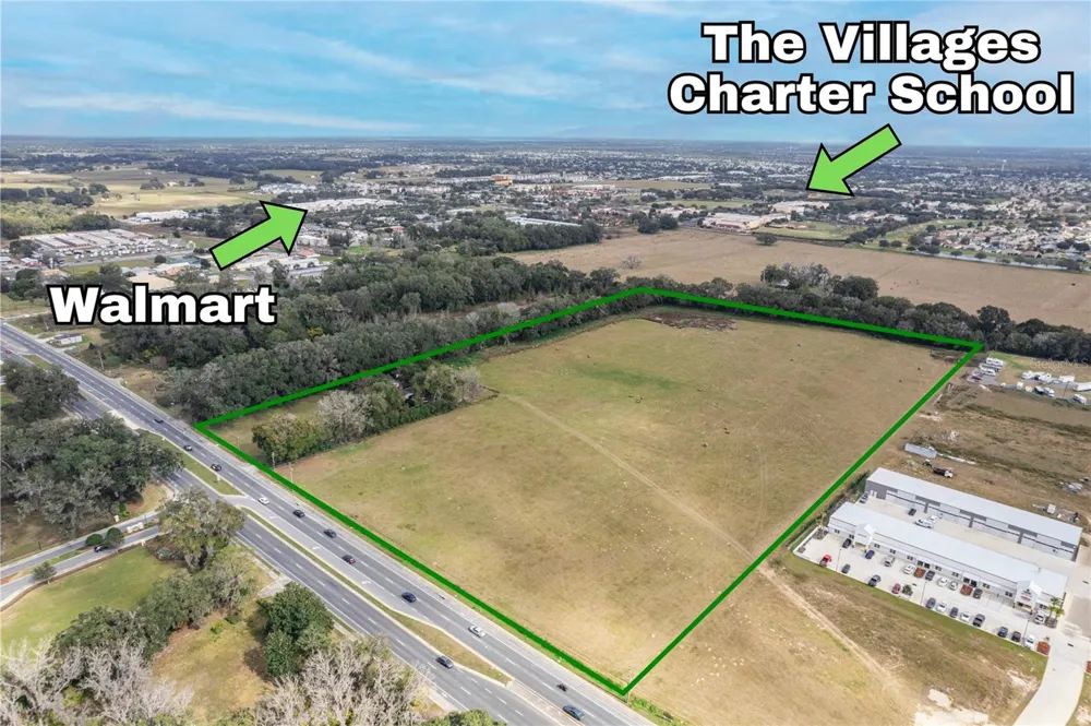 11425 US HIGHWAY 301 Oxford, FL 34484