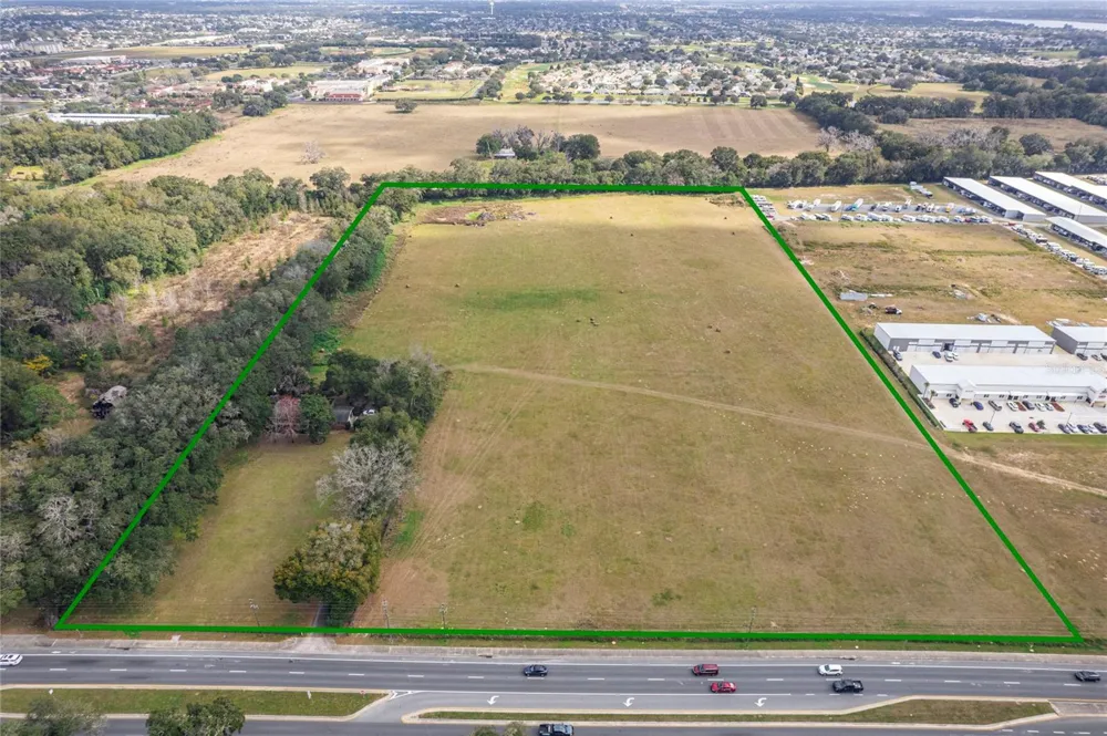 11425 US HIGHWAY 301 Oxford, FL 34484