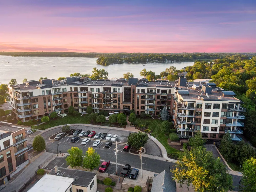 4201 Sunset Drive #N308 Spring Park, MN 55384