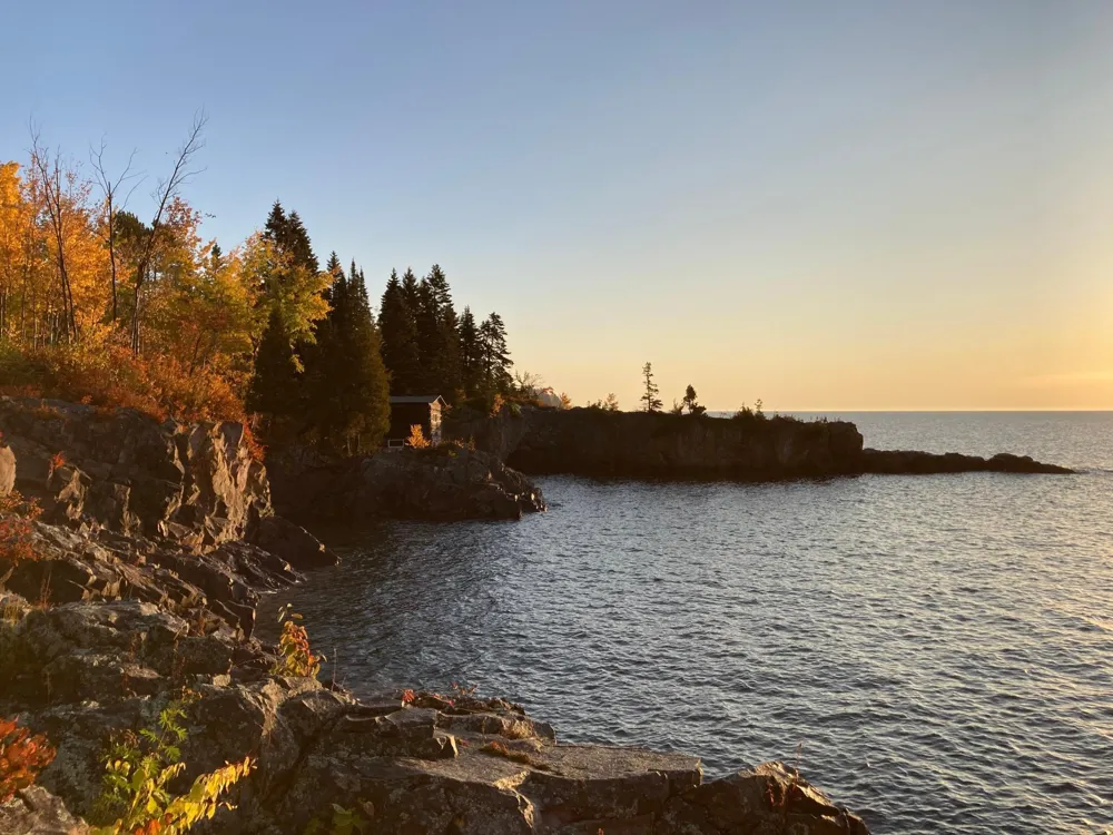 114 E Lakeview Drive Silver Bay, MN 55614