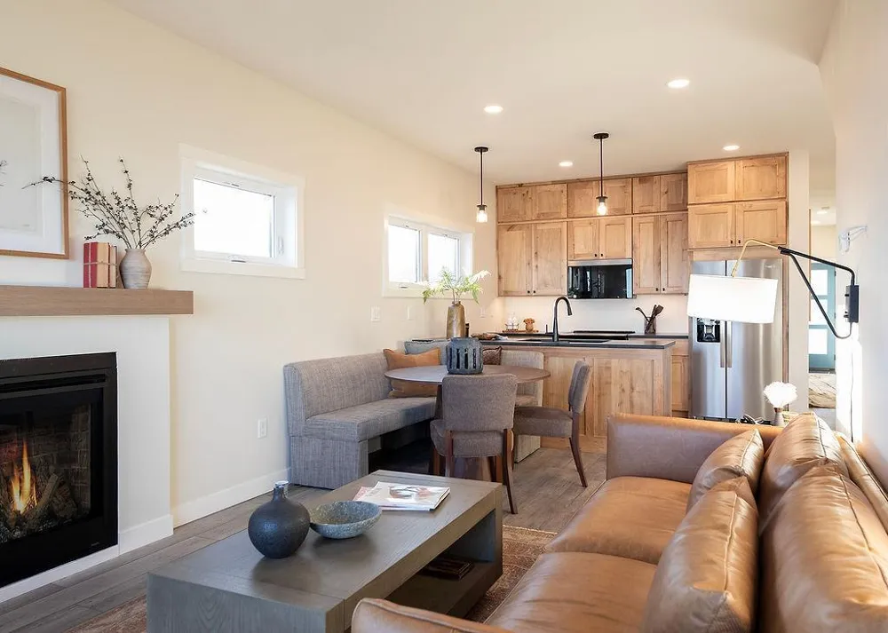 114 E Lakeview Drive Silver Bay, MN 55614