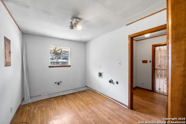 0 Fm 2200 Devine, TX 78016