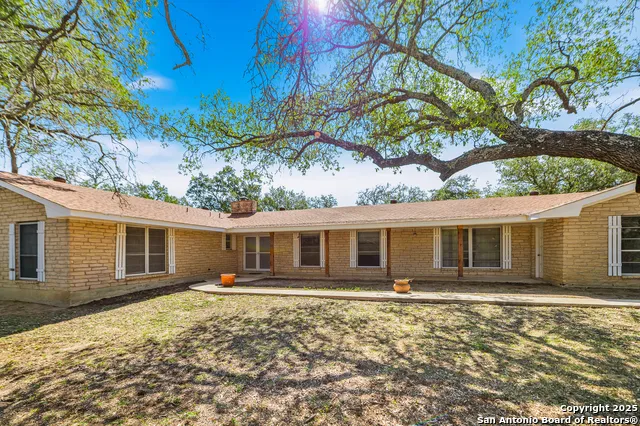0 Fm 2200 Devine, TX 78016