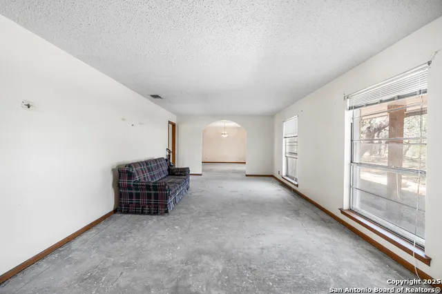 0 Fm 2200 Devine, TX 78016