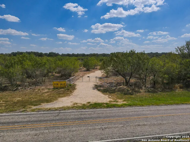 0 Fm 2200 Devine, TX 78016
