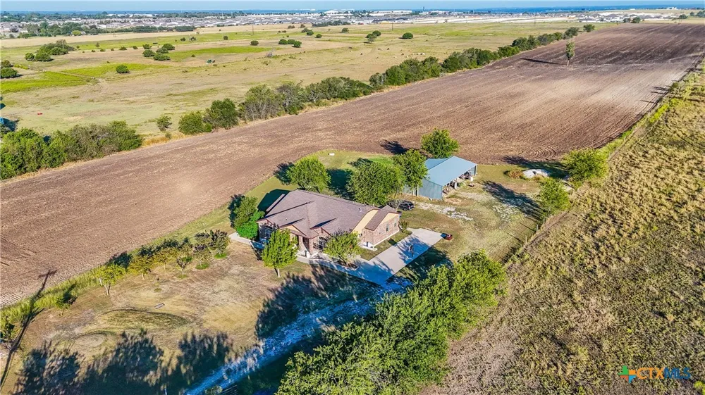 1501 FM 487 Jarrell, TX 76537