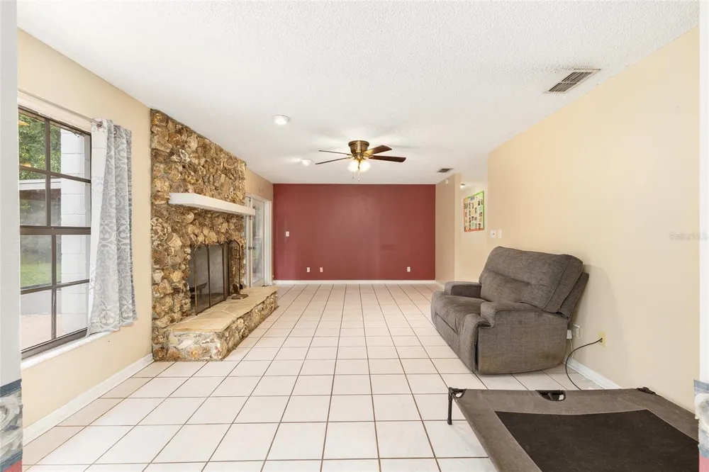 3475 NE 43RD PLACE ocala, FL 34479