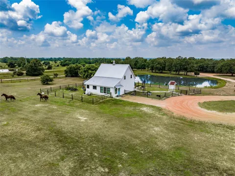 5939 Round Top Road