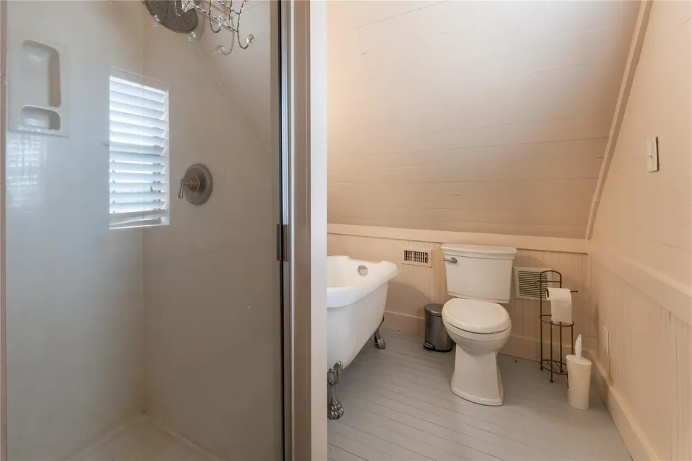 5939 Round Top Road Round Top, TX 78954