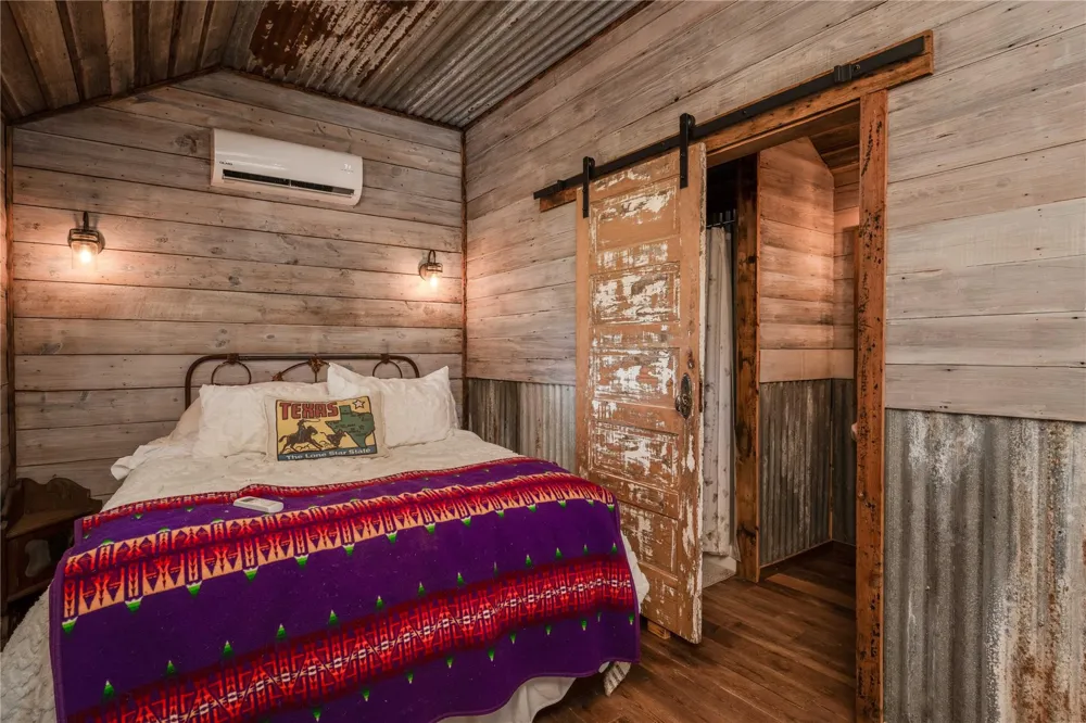 5939 Round Top Road Round Top, TX 78954