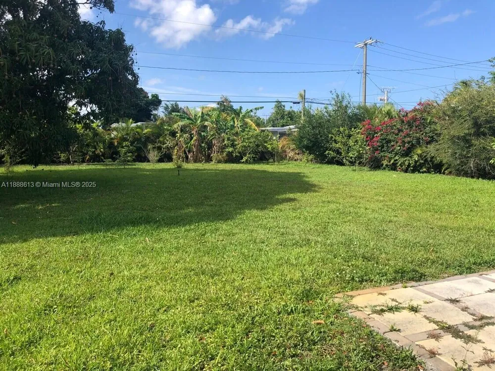 2815 Jackson St Hollywood, FL 33020