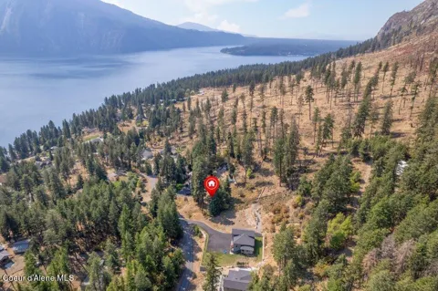 762 Glacier Loop Road