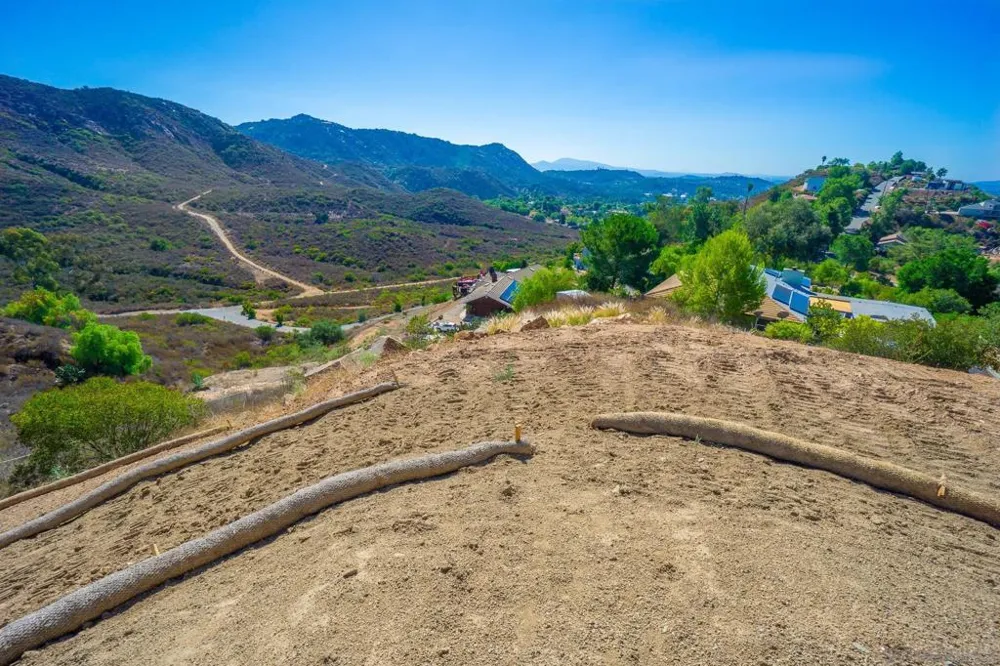 26421 Sky Drive Escondido, CA 92026