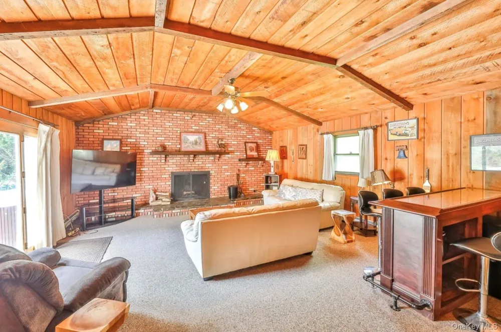 170 Maplecrest Road Windham, NY 12496