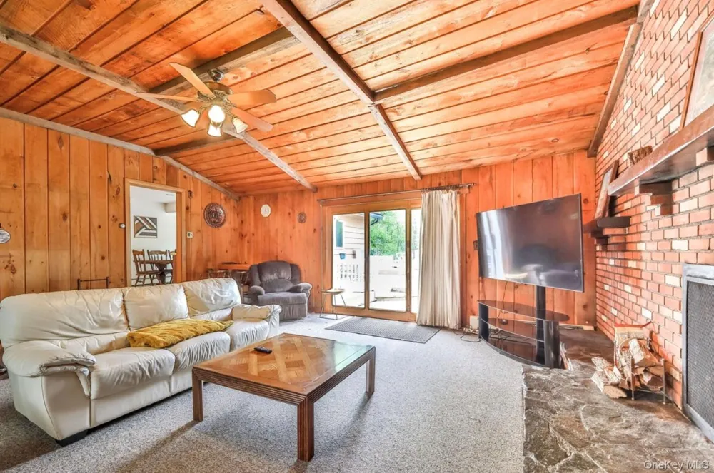 170 Maplecrest Road Windham, NY 12496