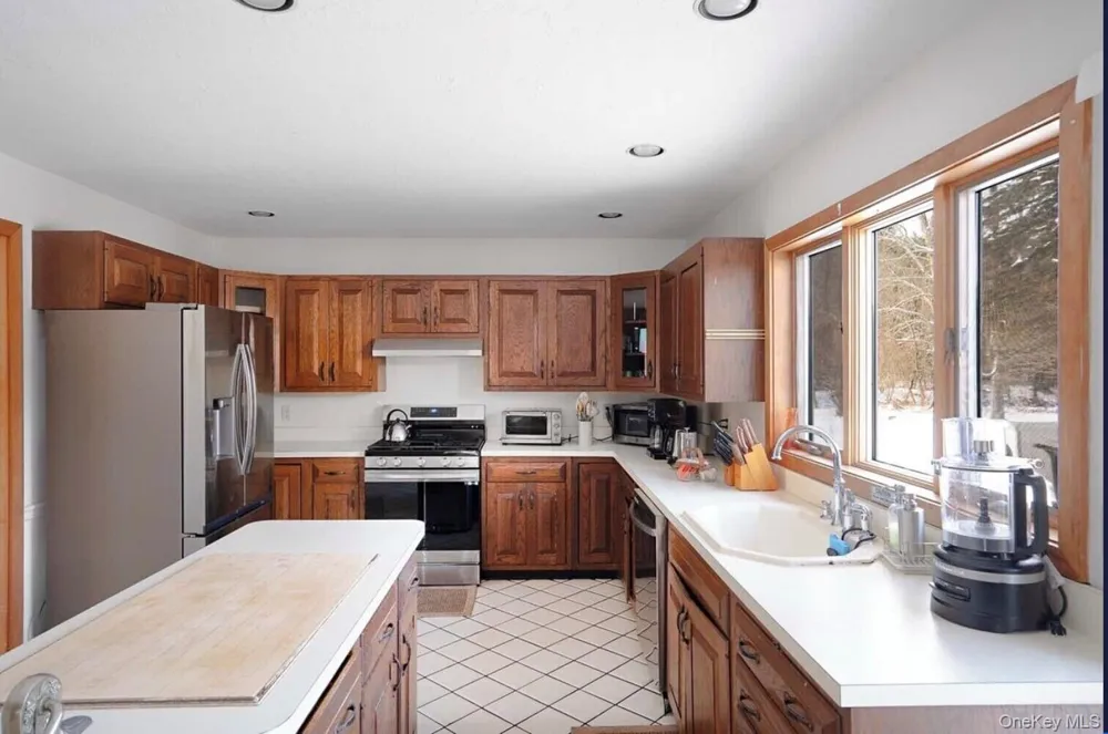170 Maplecrest Road Windham, NY 12496
