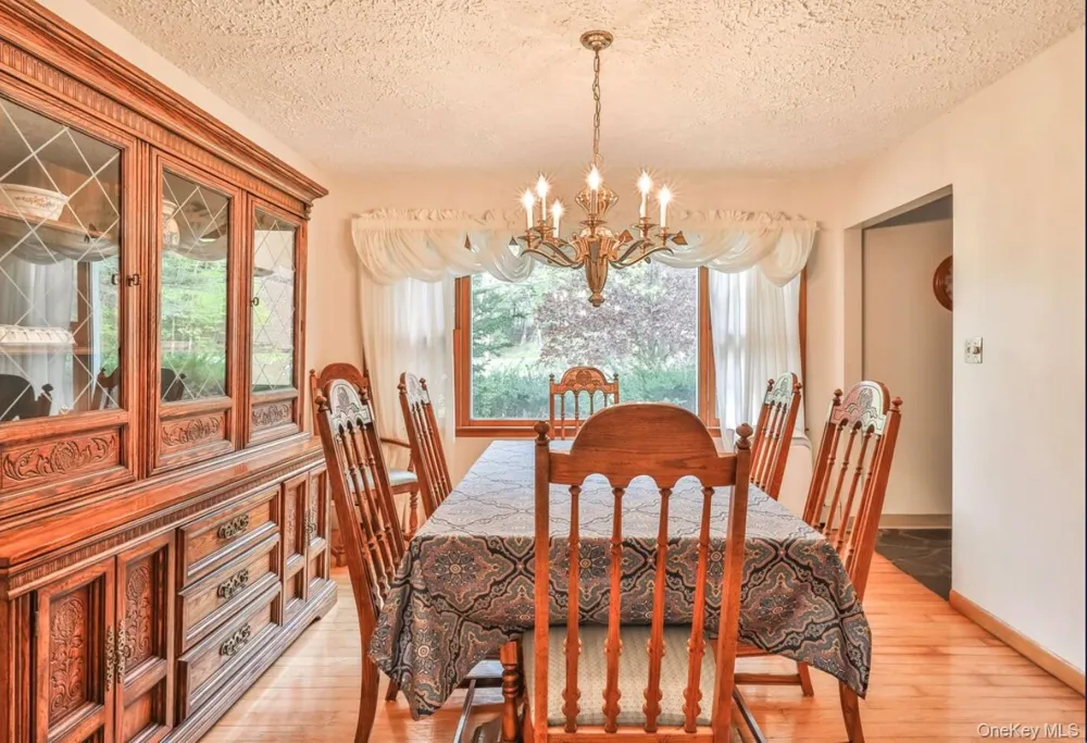 170 Maplecrest Road Windham, NY 12496