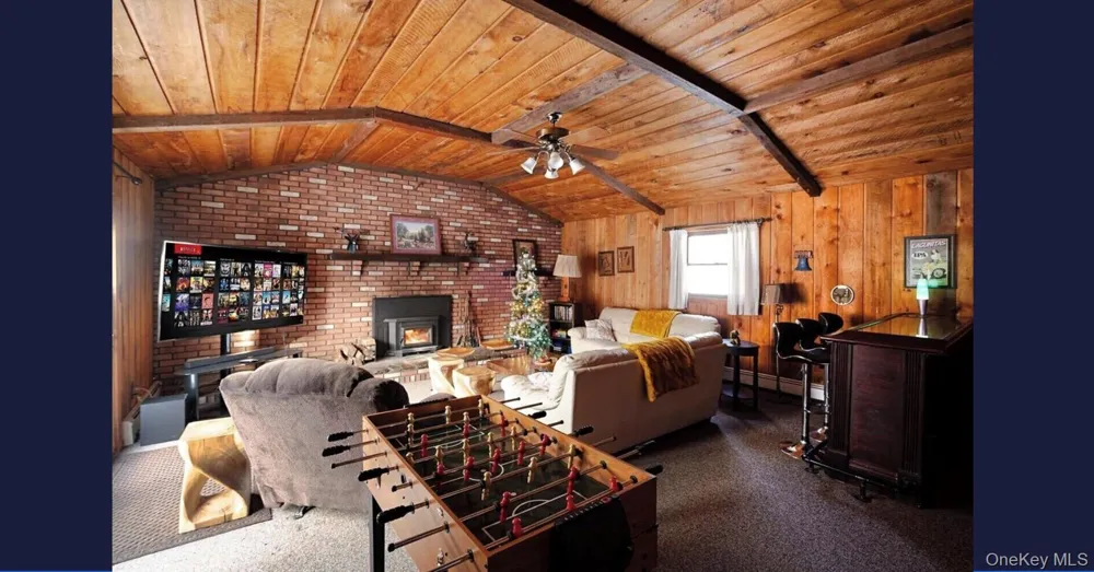 170 Maplecrest Road Windham, NY 12496